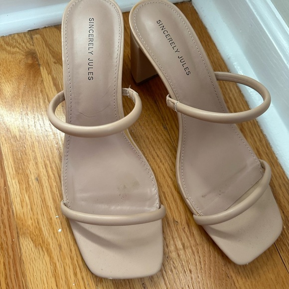 Sincerely Jules Cream Heels - Picture 2 of 4